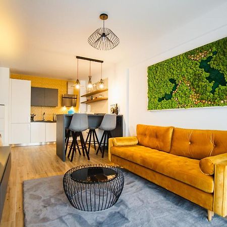 Magnificent Home At Prima Residence Oradea Bagian luar foto