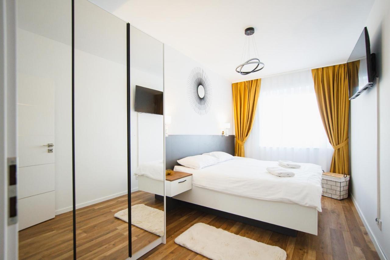 Magnificent Home At Prima Residence Oradea Bagian luar foto