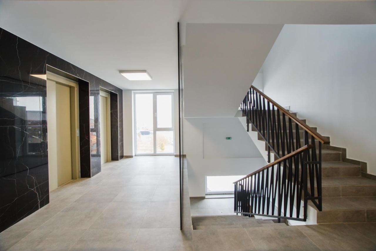Magnificent Home At Prima Residence Oradea Bagian luar foto