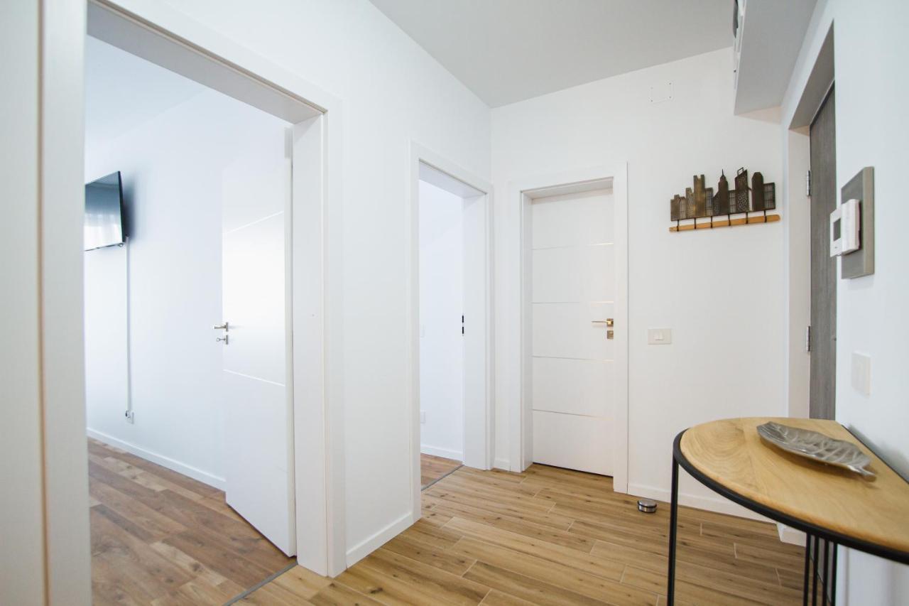 Magnificent Home At Prima Residence Oradea Bagian luar foto